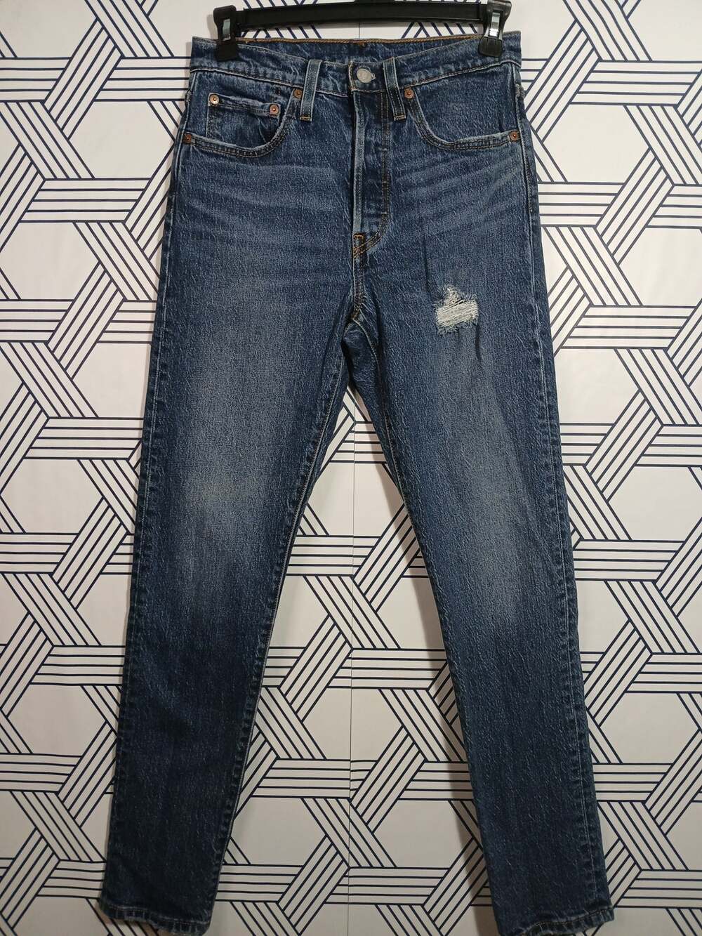 Levi 501 Distressed Button Fly women's Jeans Size 26x30